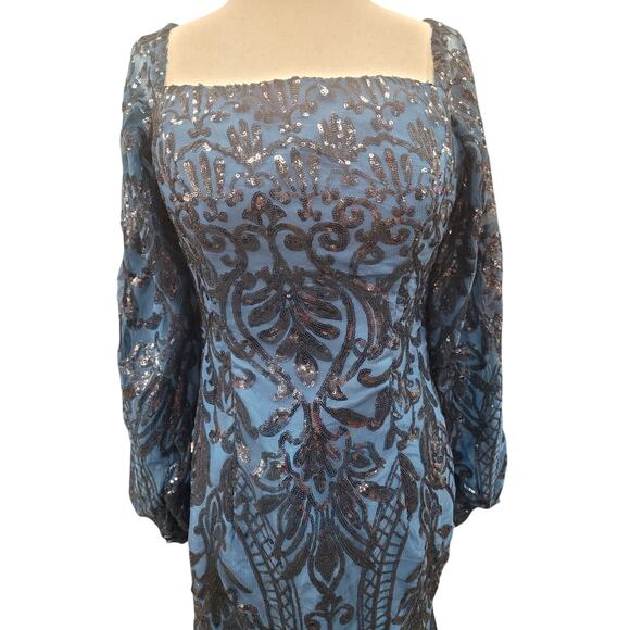 NWT Long Sleeved Patterned Sequin Gown in Blue - Picture 2 of 12